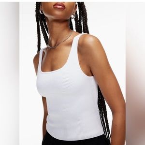 NWT Lot of 2 Aritzia Babaton Sculpt Knit Tank S